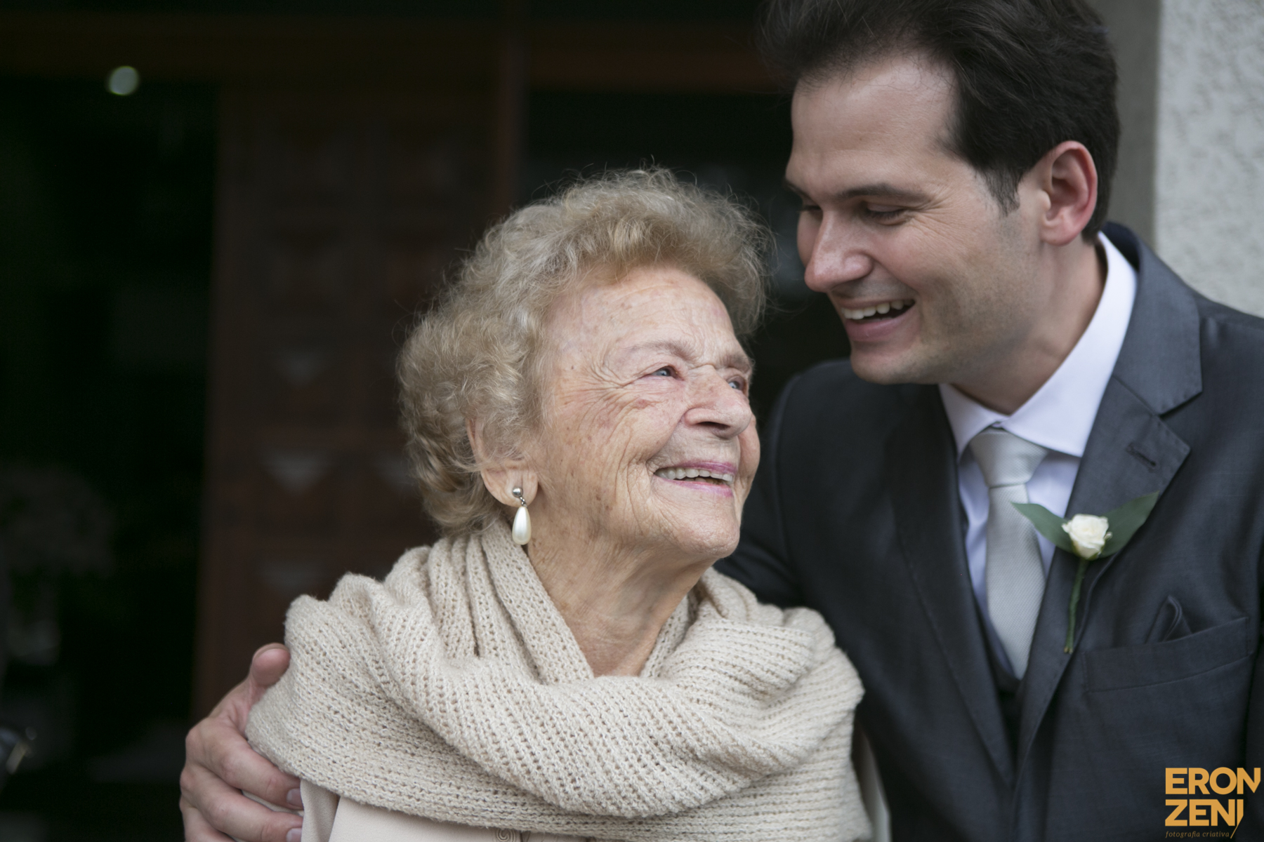 Hilda no casamento de seu neto Guilherme com 96 anos. 